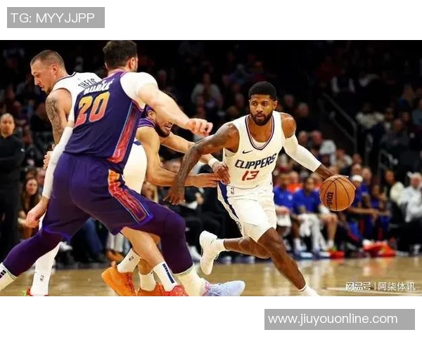 乔治状态回暖24分钟砍下21分5篮板3助攻2抢断三分球表现惊艳 乔治状态回暖24分钟砍下21分5篮板3助攻2抢断三分球表现惊艳